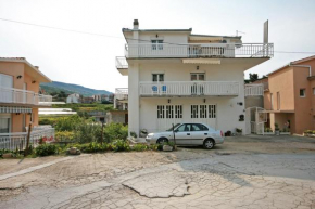 Apartments with a parking space Podstrana, Split - 4849